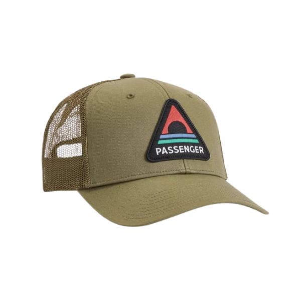 Passenger Elements Core Trucker